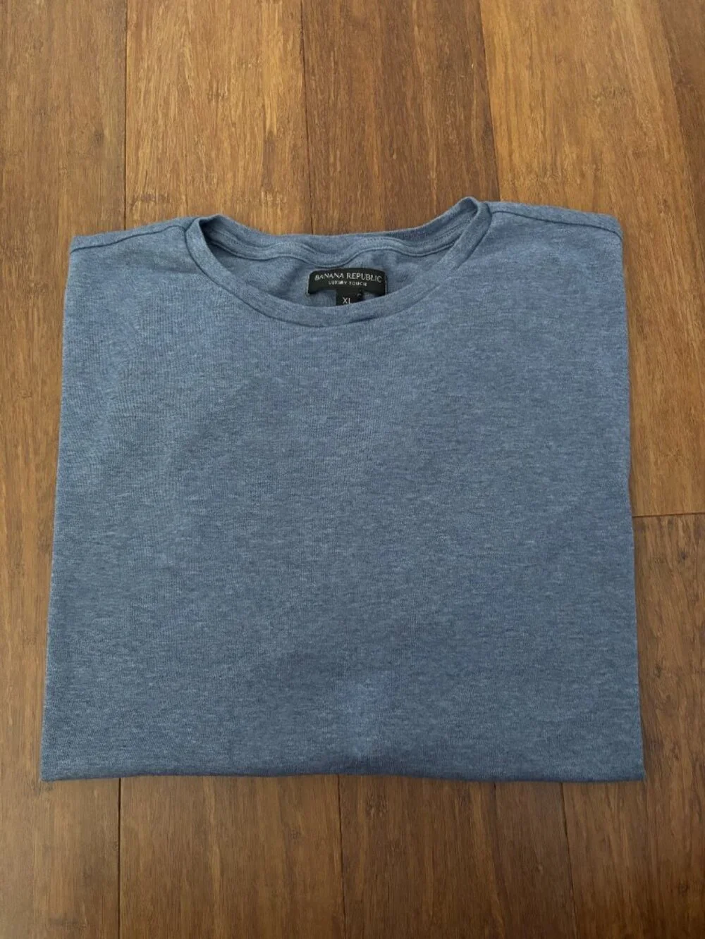 Banana Republic Luxury Touch Men’s Blue Gray Cotton T-Shirt Size XL